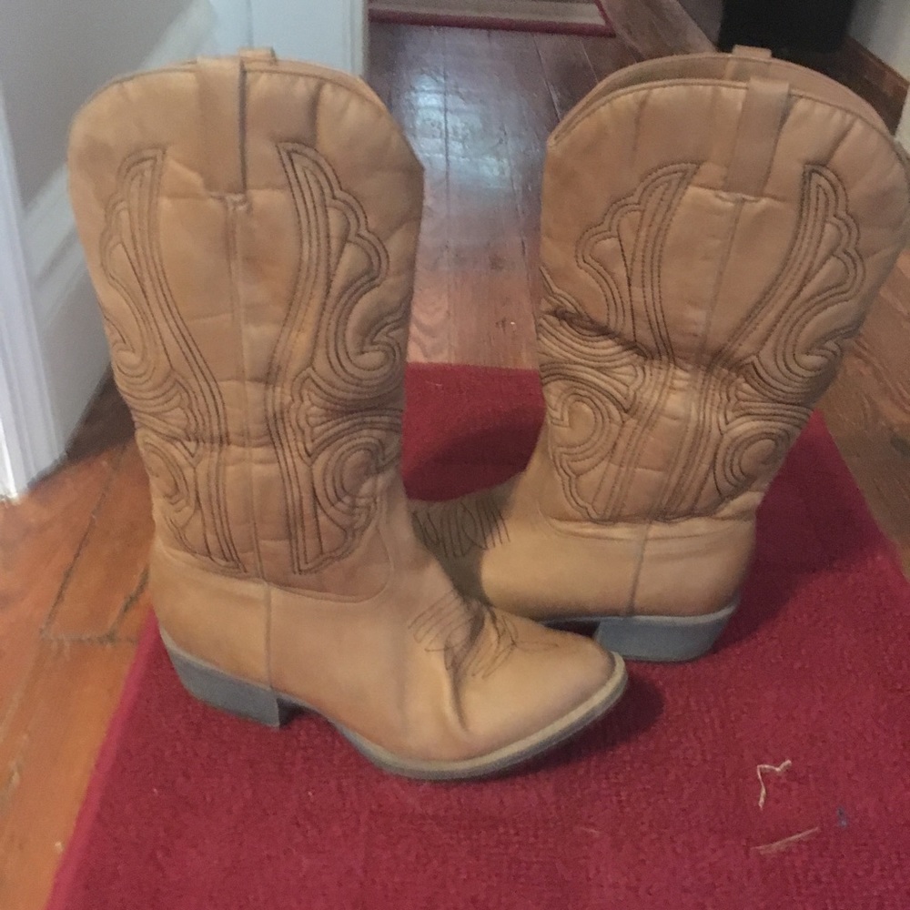 Woman’s boots